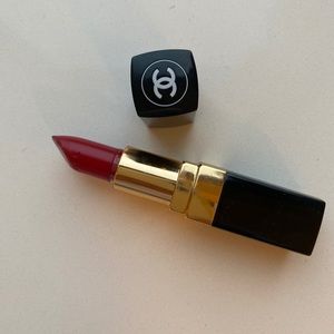 Chanel Lipstick, Rouge Coco #444 Gabrielle.